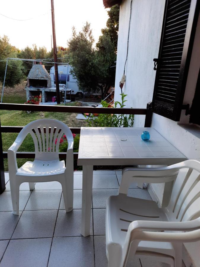 Bungalows Anestis Toroni Exterior foto